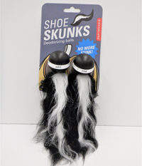 Kikkerland Shoe Skunks